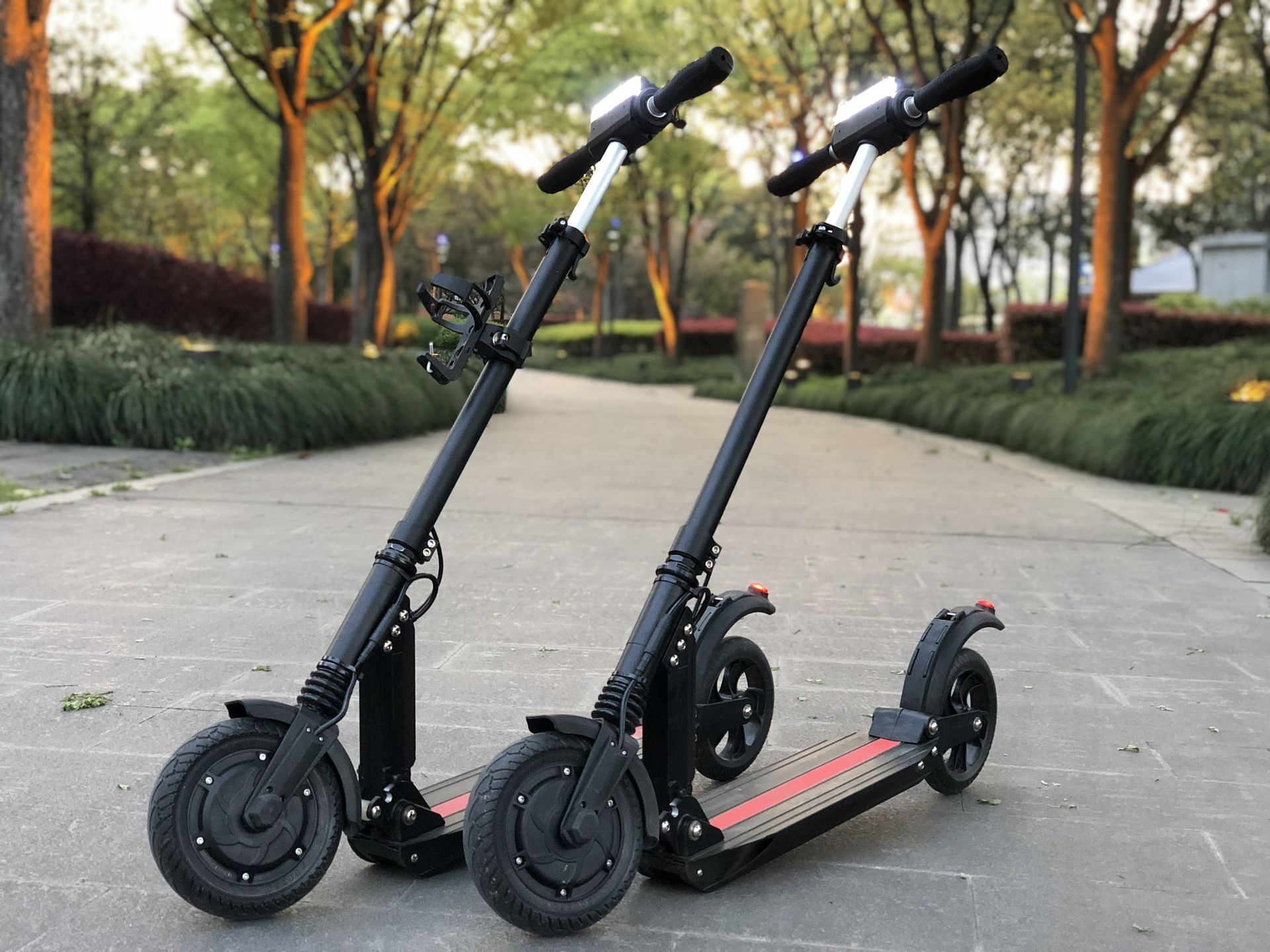 Kugoo S3 - складной лёгкий электросамокат, версия 2018 года